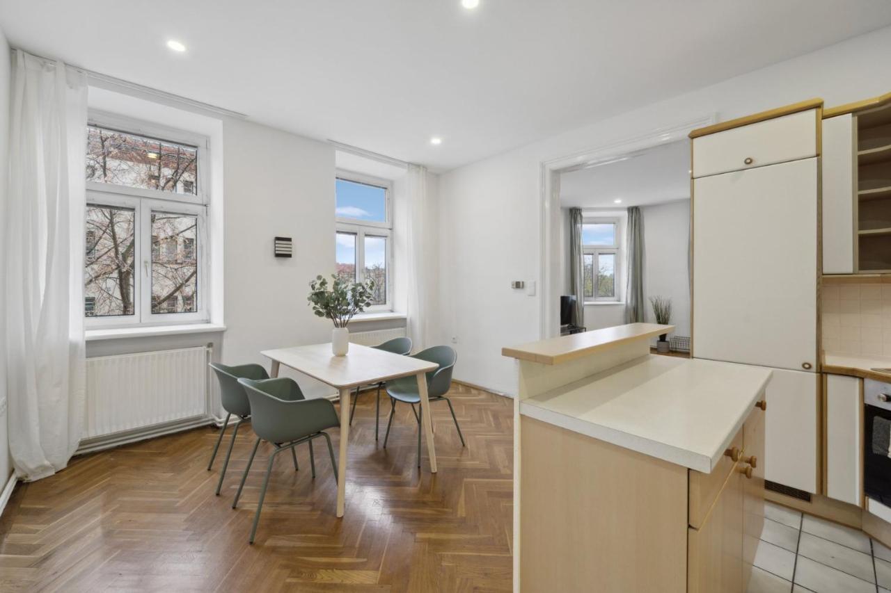 Big Spacious Central Apartment In Vienna Luaran gambar