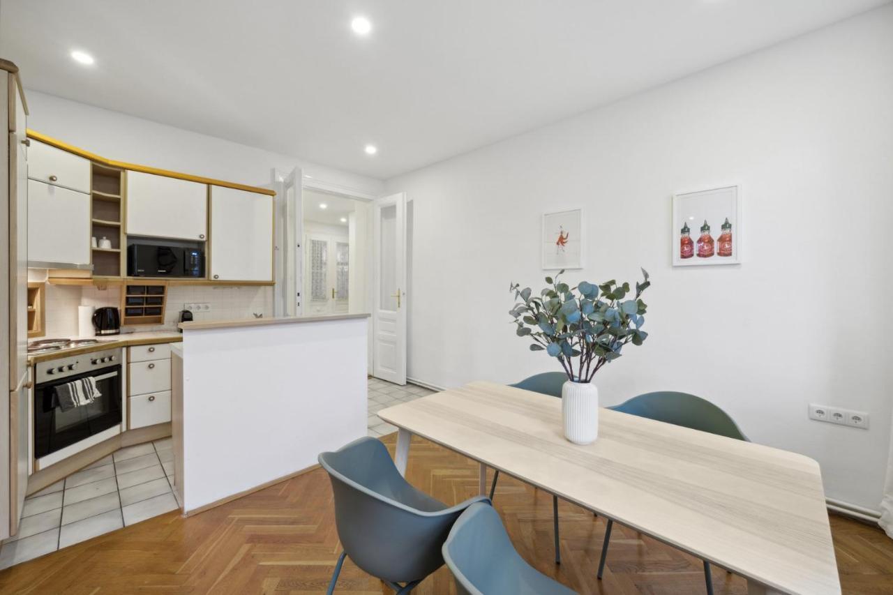 Big Spacious Central Apartment In Vienna Luaran gambar